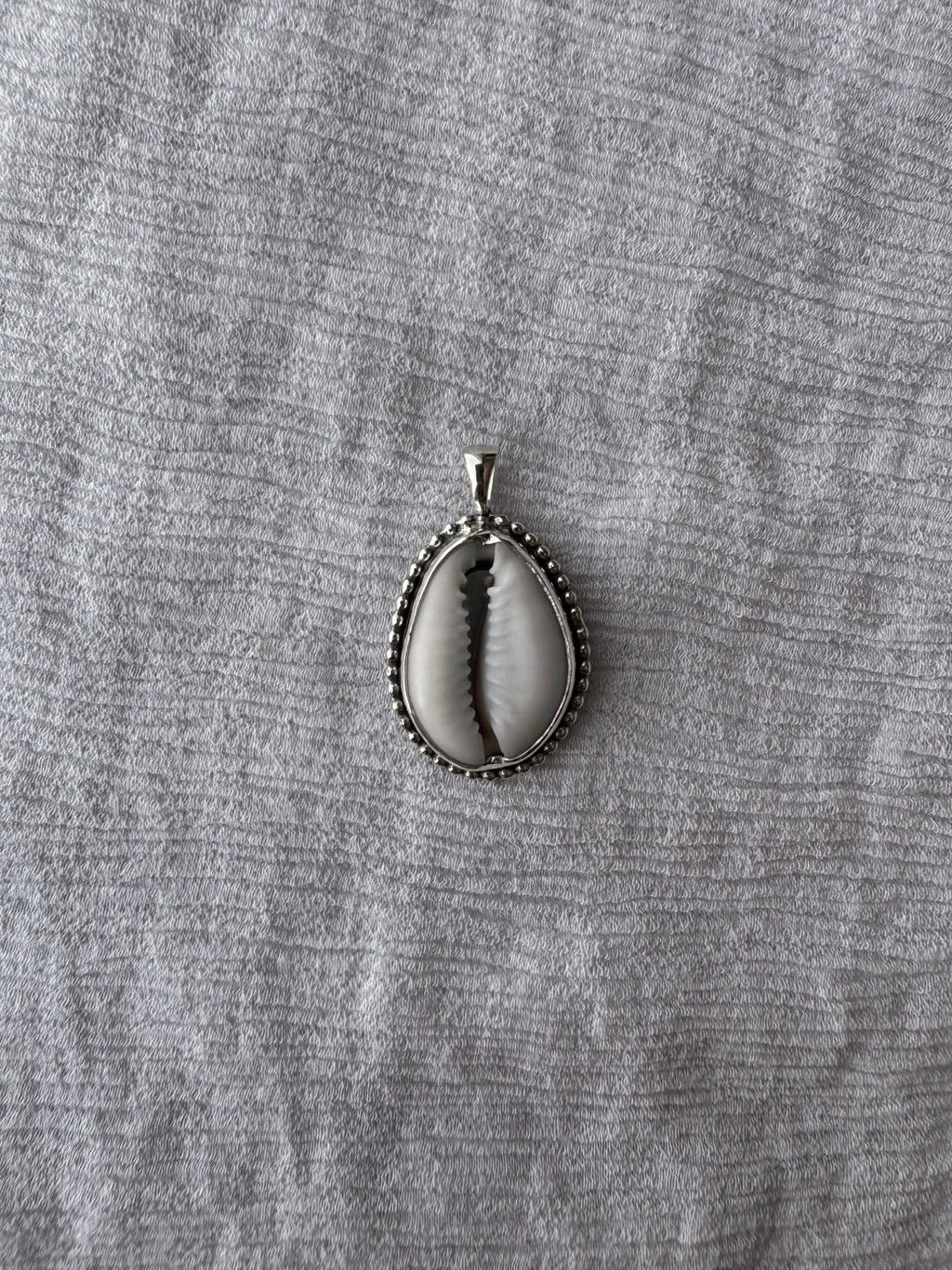 Cowrie Love 02